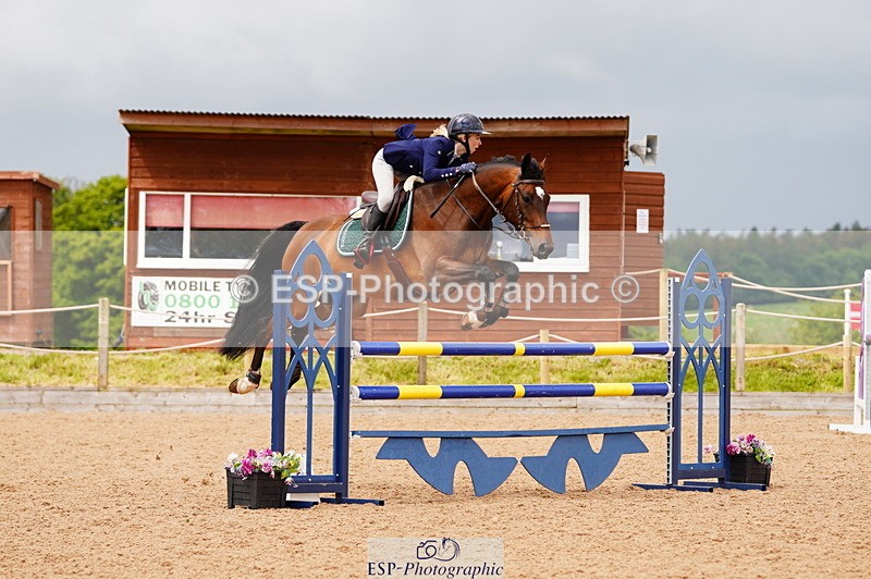 240526A-113910-07853 - Cls 26 Chard Equ 1.05m and 1.10m Grand Prix