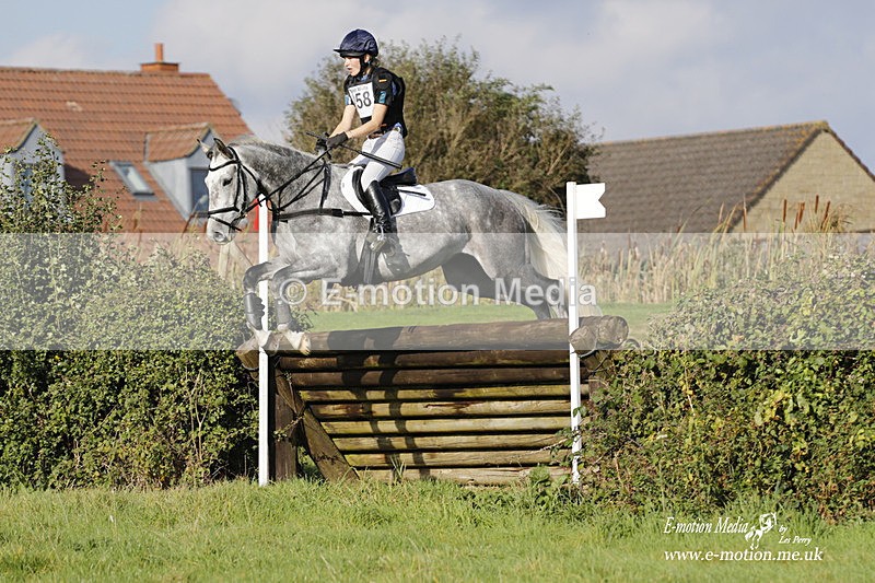  WWHT 171021 3935 - Open (1.00m)  17/10/21