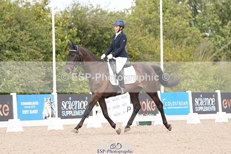 250906-113119-02014 - 027-Amanda.KingInvincible