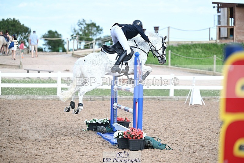 260627-174859-05858 - Cls 27 Foxhunter and 1.10m