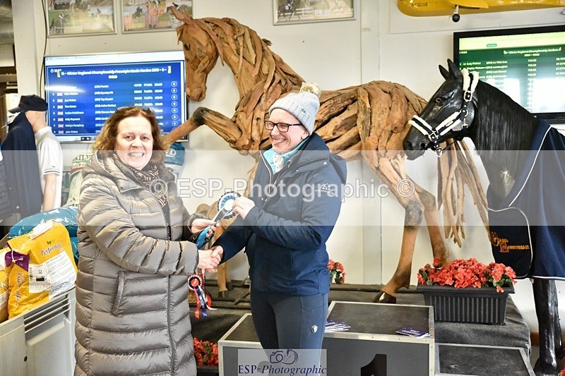 250215-153436-04454 - Medium Gold Presentations