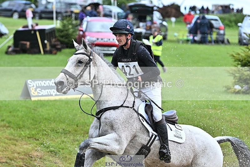 240526-132730-22885 - 421-ASK_FOR_MANCHIER-Tom_Jackson