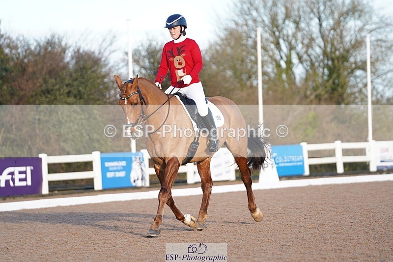 241214-102944-00180 - 108-Pippa.Knight-KFS.Boston.Burglar