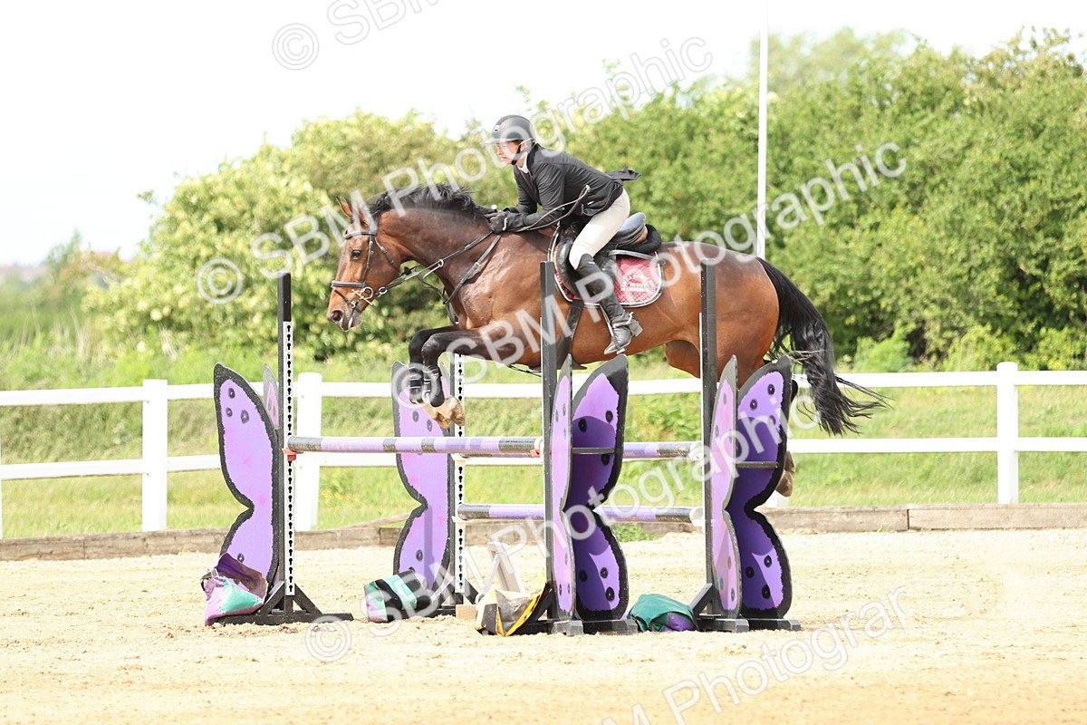 SBM_001134 - Class 4 - Senior Newcomers - 1.10m