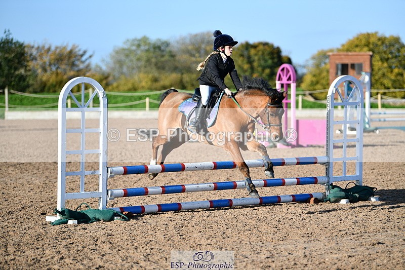 241026A-095124-00524 - SAT Cls 20+21 Club and Schools 60cm