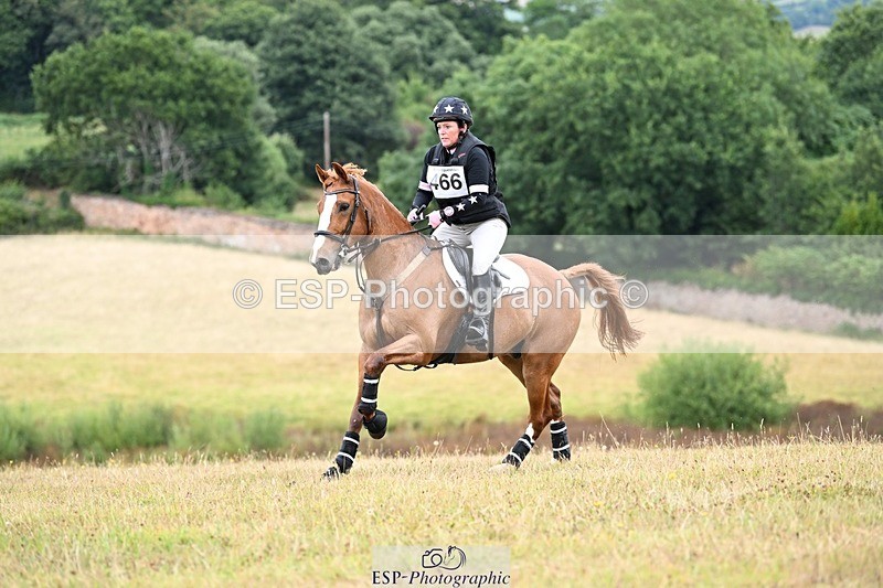 250803A-113542-11185 - K-466-Emily.R.Vincent-GOLDEN.HEART.BREAKER