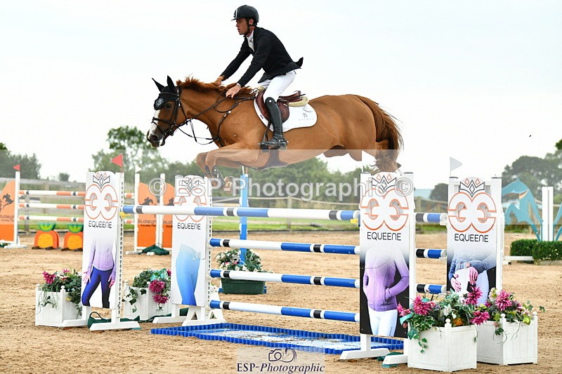 230720A-161026-04212 - Cls 9, 2 Star Big 1.40m Start to break