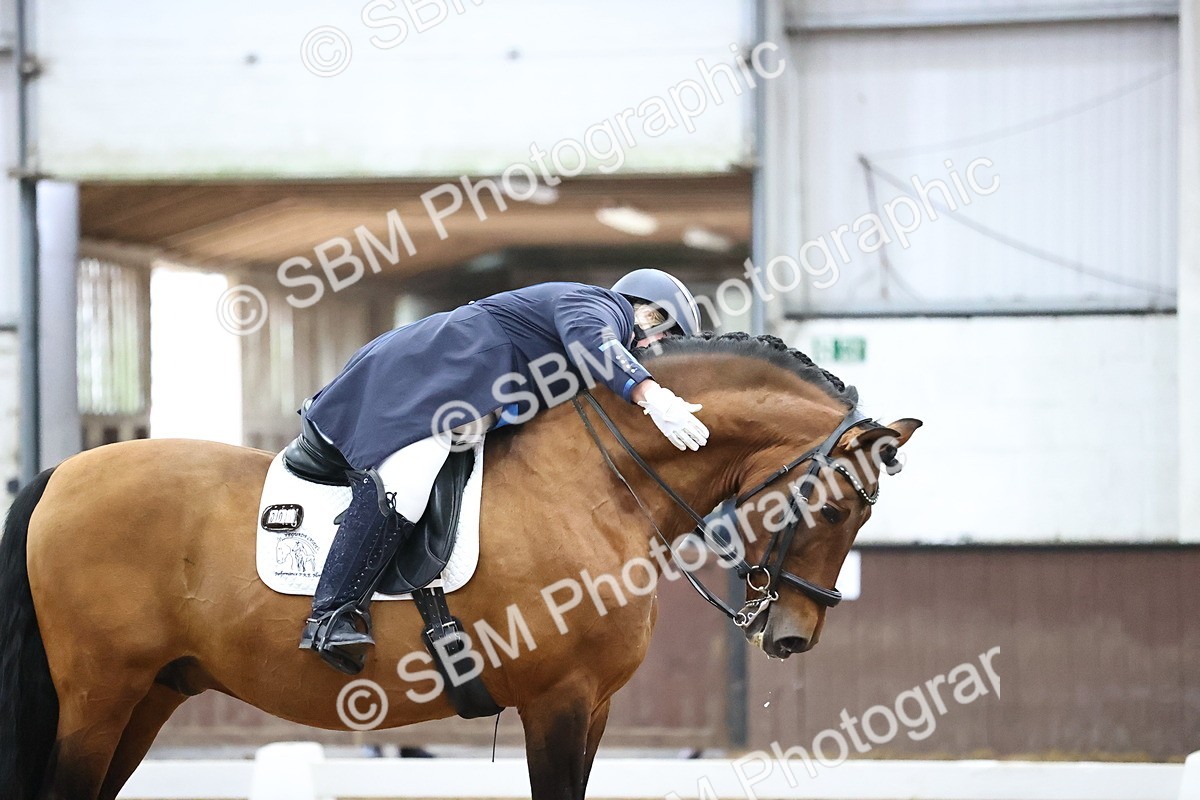 SBM_001325 - Class 21 -23 - FEI INT1-GP-Junior-Junior fsm