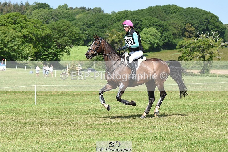 230527-110134-08773 - 265-ISAAC_NEWTON-Jess_Rimmer-XC