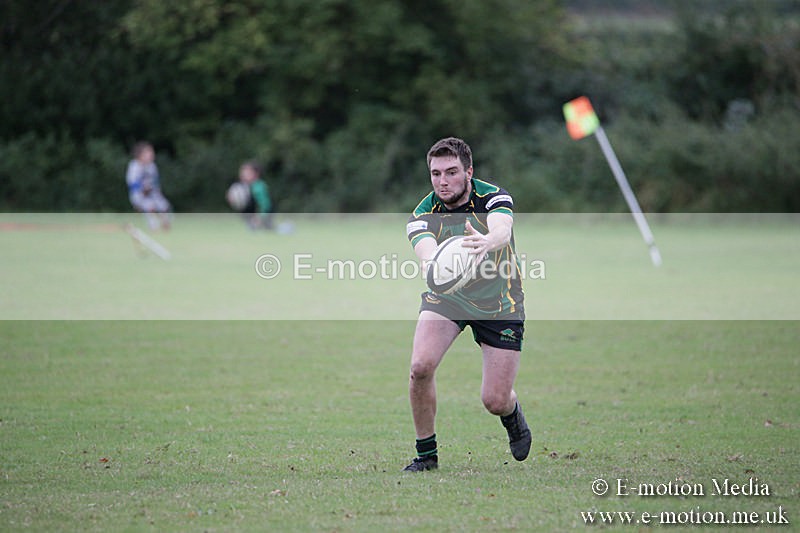 RU290919-0180 - Pewsey Vale RFC v Westbury RFC 28/09/19