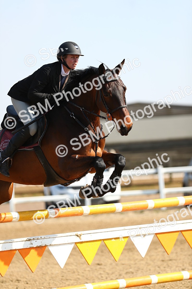 SBM_001269 - Class 5 - Senior Foxhunter - 1.20m