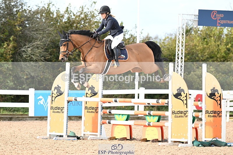 241023A-142509-01033 - Cls 4 Newcomers and 1.10m Open