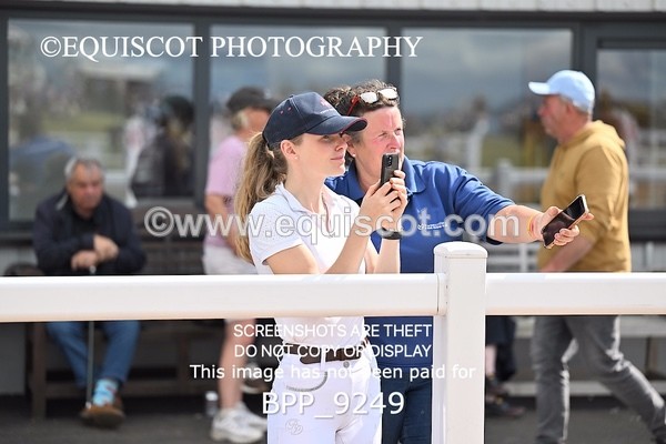 BPP_9249 - CANDIDS
