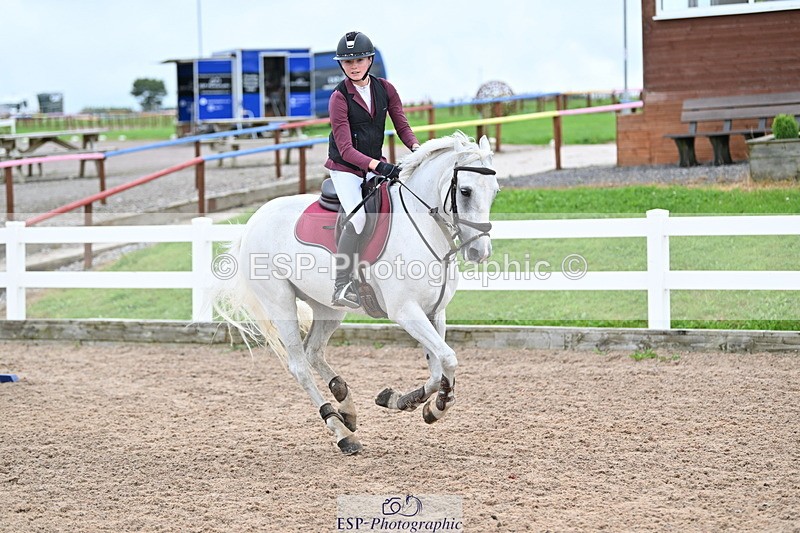 240908A-145656-04525 - Cls 22 A&B Pony Fox & 1.10 Open