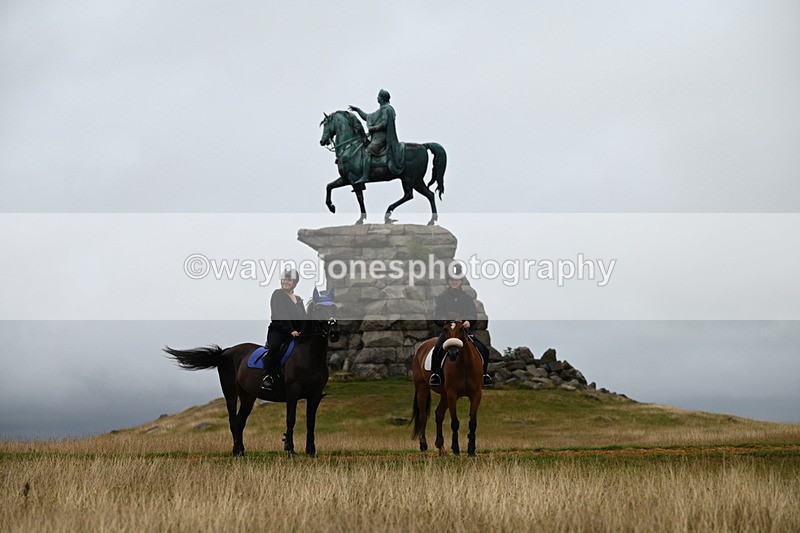 DSC_2142 - Time at Statue 12:13 to 12:32