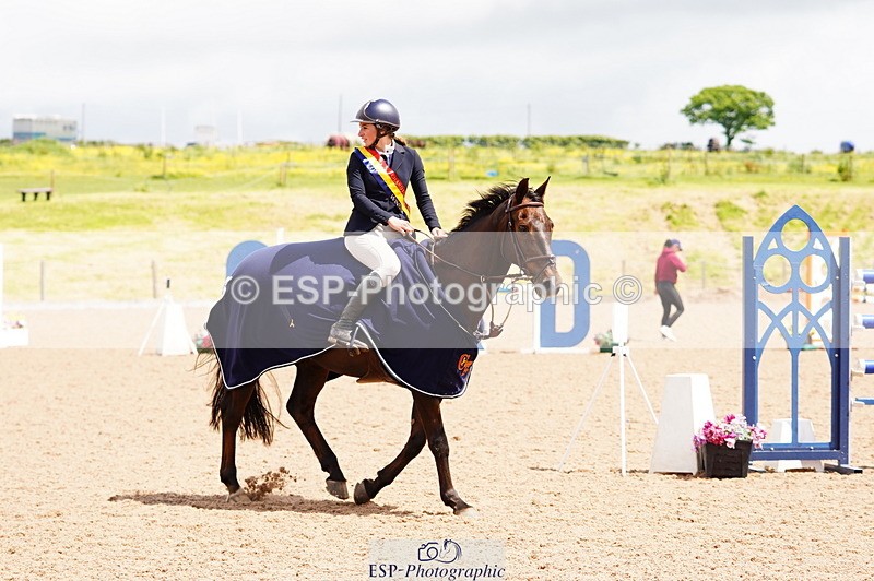 240526A-122456-08041 - Cls 26 Chard Equ 1.05m and 1.10m Grand Prix