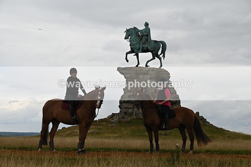 DSC_7445 - Time at Statue 13:16 to 13:52