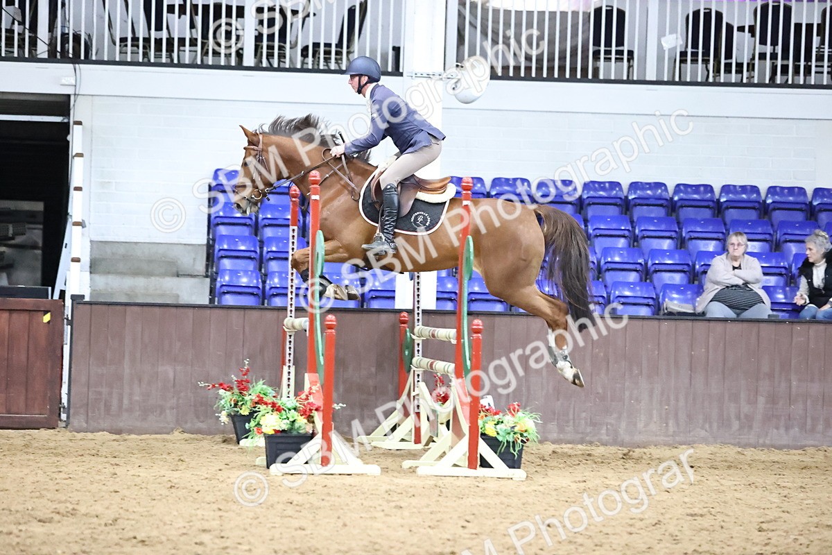 SBM_001996 - Class 4 - Senior Newcomers - 1.10m Open