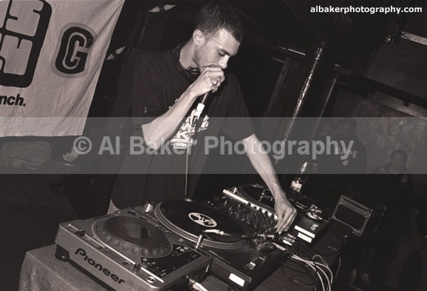 11 excalibah - Friends-&-Family @ the-roadhouse 04.02.06