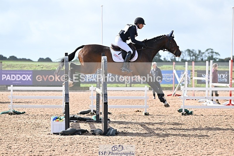 250831-101941-06430 - H-360-Tiana.Coudray