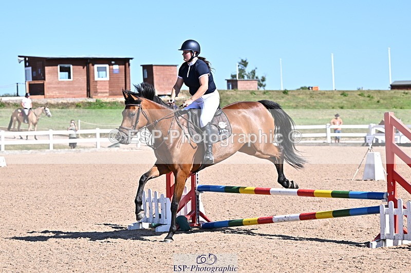 250708A-165259-00126 - 70cm Classes