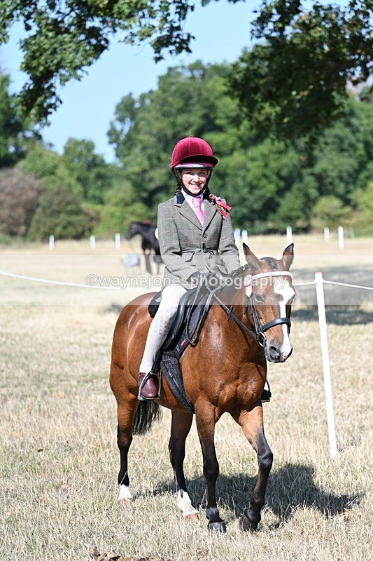 WJ7_3560 - Class 9 Mountain & Moorland Ridden