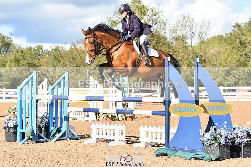 231014A-141912-05263 - Cls 15 1.05m Amateur Q 2nd R