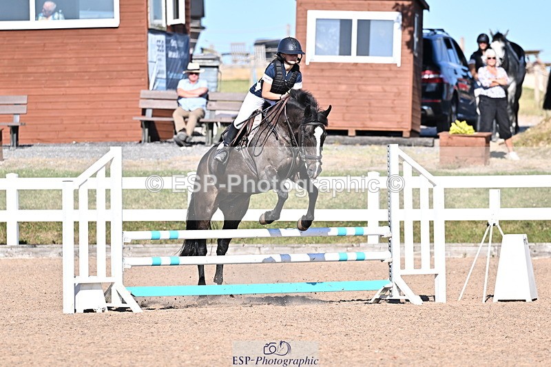 250708A-174037-00310 - 80cm Classes