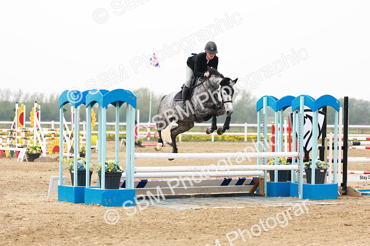  - Class 18 - Senior Newcomers - 1.10m