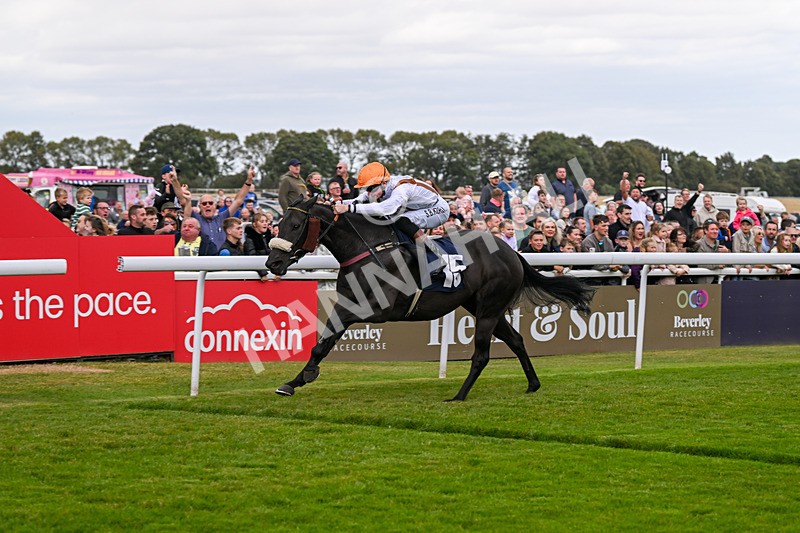 250824-Race 1-Emeralds Pride-2395 - Race 1