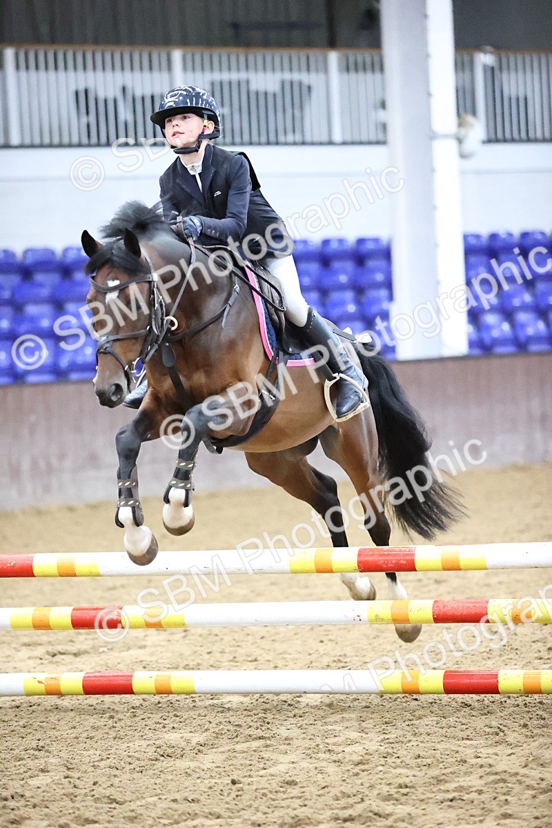 SBM_000111 - Class 1 - Pony Intro 70cm Open