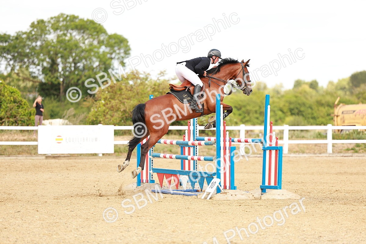 SBM_006998 - Class 4 - Senior British Newcomers - 1.10m