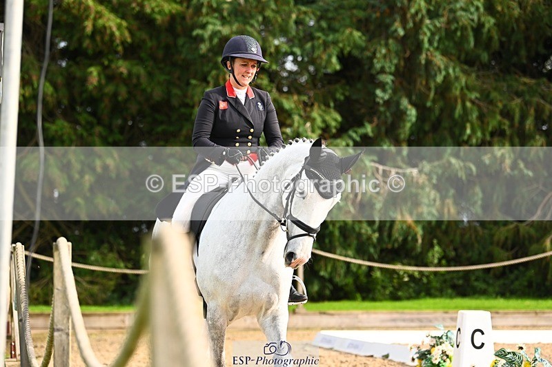 231021-140313-18619 - 250-COOLEY.COUTURE-Gemma.Stevens-DR