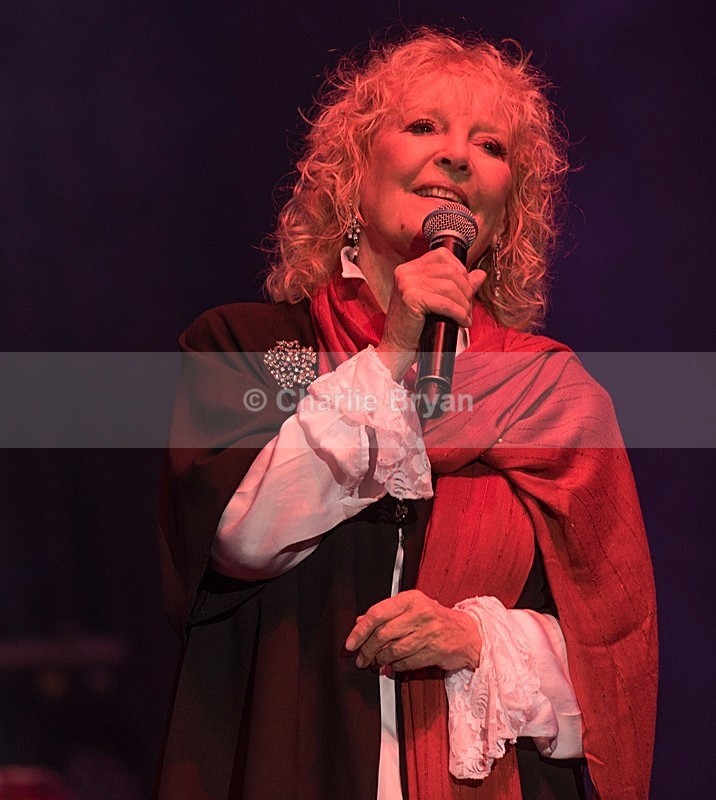 Petula Clark-5481-2 - Fairport Cropredy Convention Festival 2017
