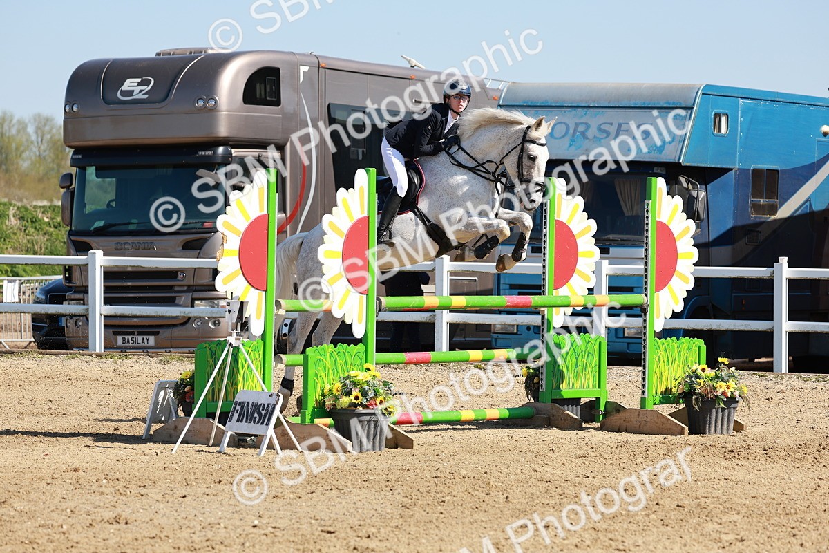 SBM_004574 - Class 17 - Senior Newcomers - 1.10m