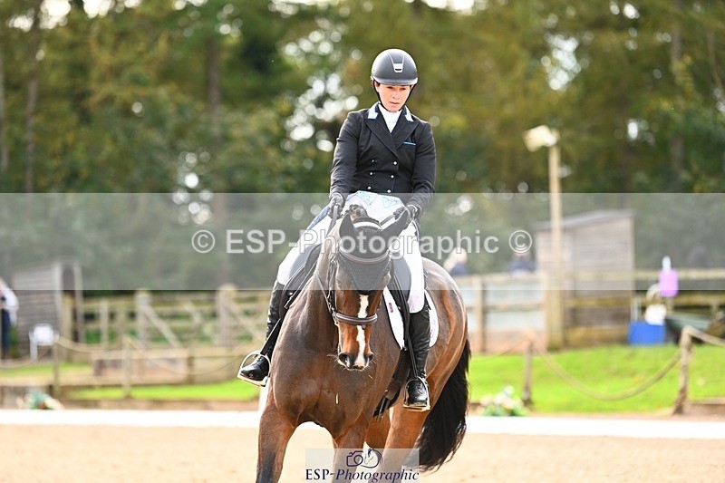 231021-134612-17715 - 350-DAZZLING.SPRINGTIME-Alice.Kneen-DR