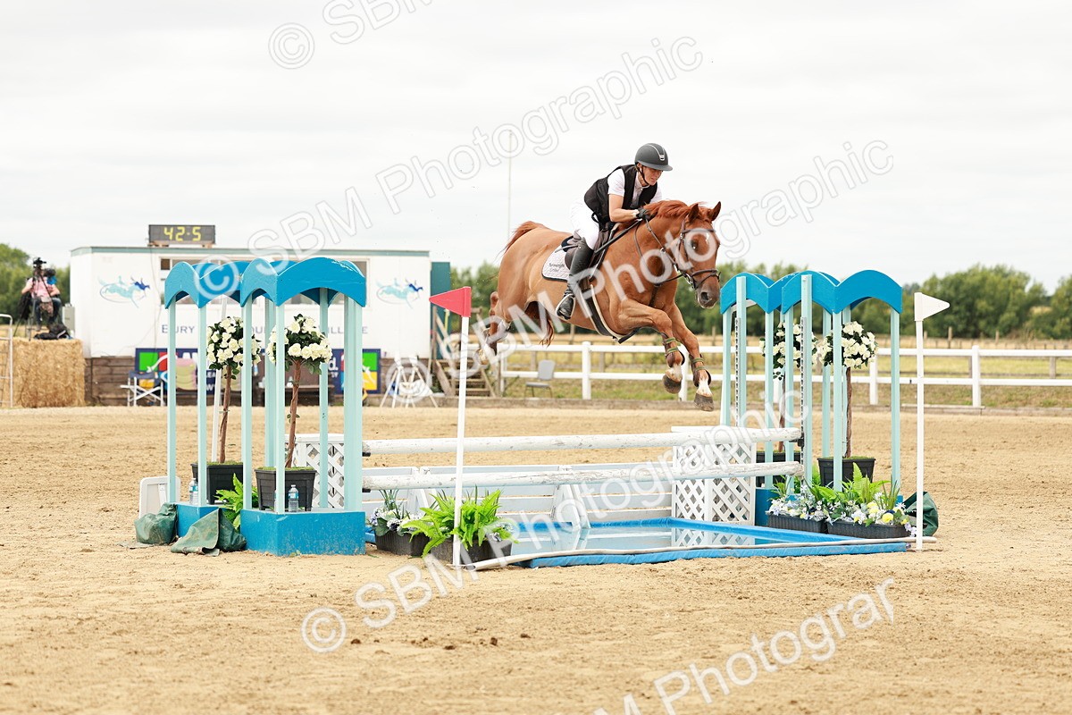 SBM_017689 - Class 21 - Senior Newcomers Championship 2d Rd