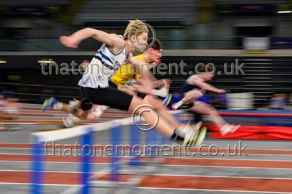 CEInv26-817184 - Track Male Set One