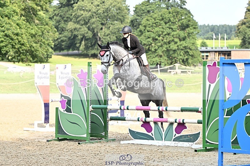 240818-091011-03330 - Cls 8A Snr British Novice