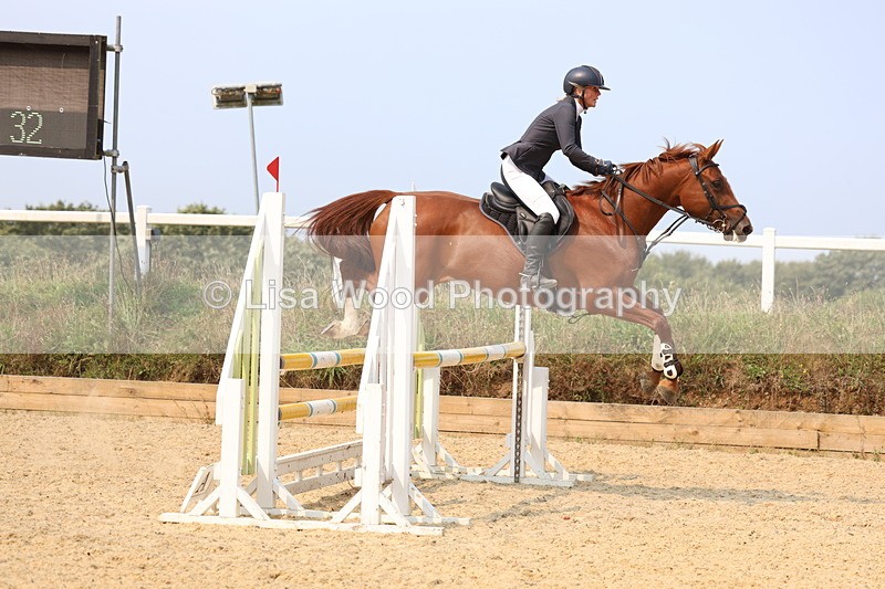 3E7A1382 - Class 4: Senior British Novice/90cm open
