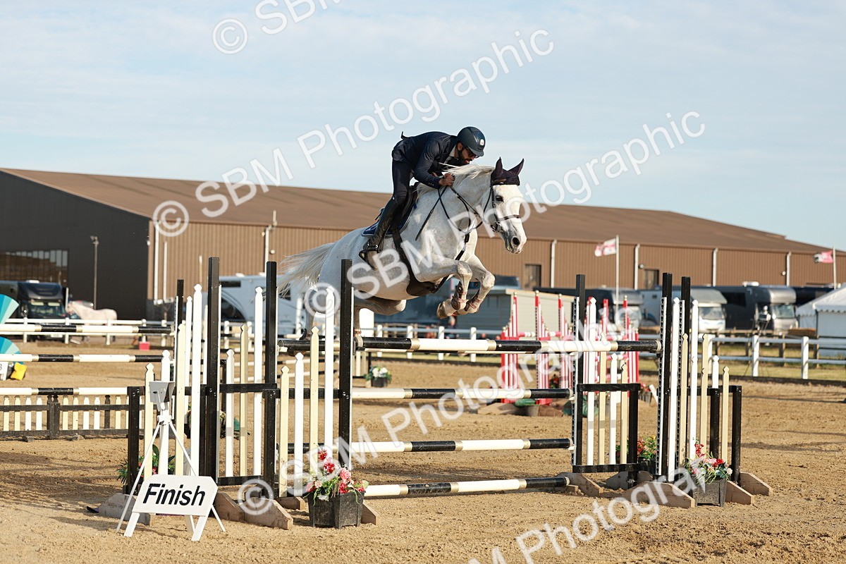 SBM_009013 - Class 6 - National 1.30m 1.40m Open Handicap
