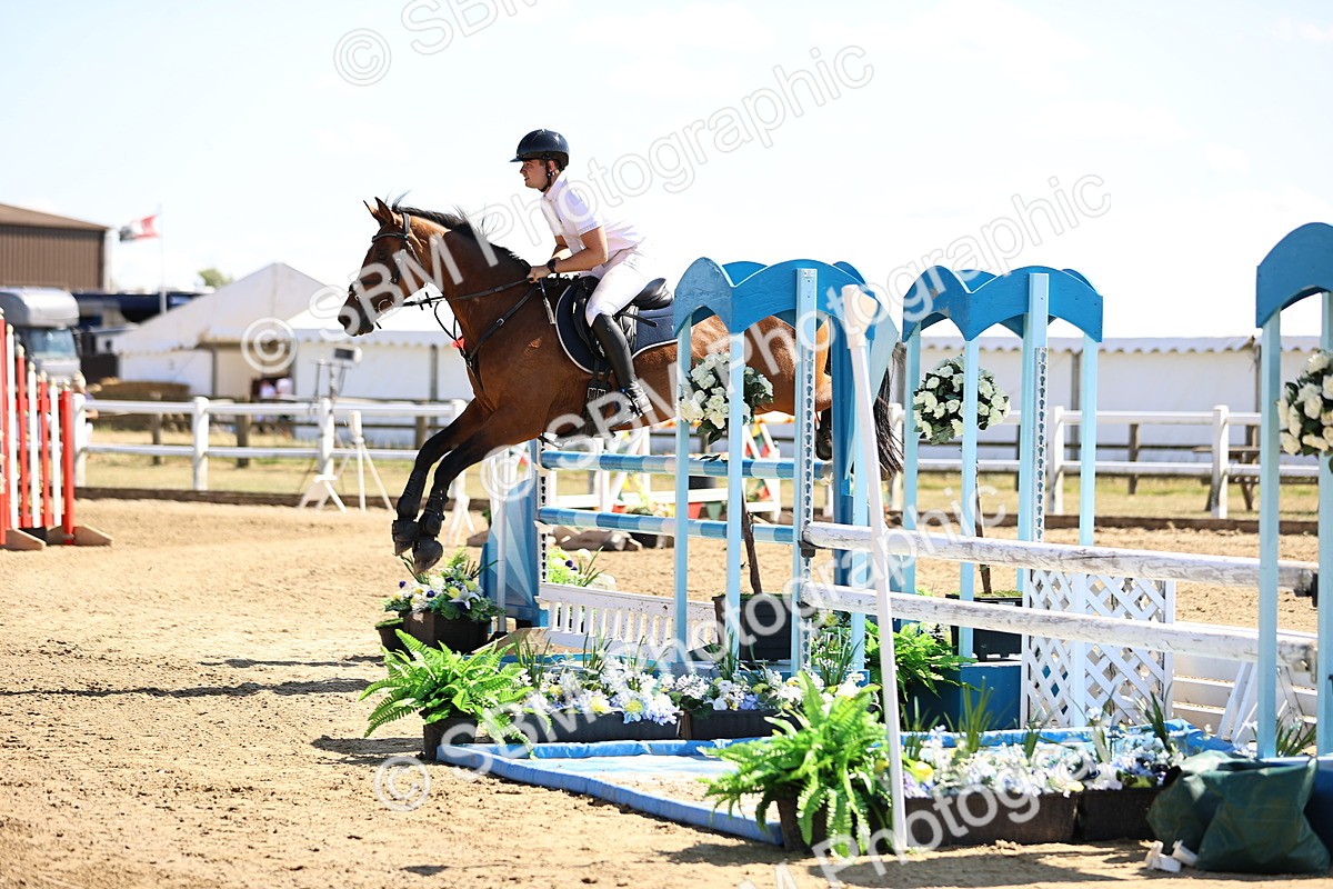 SBM_015195 - Class 16 - Senior foxhunter - 1.20m Open