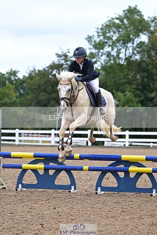 240925A-102436-00058 - Clear Round