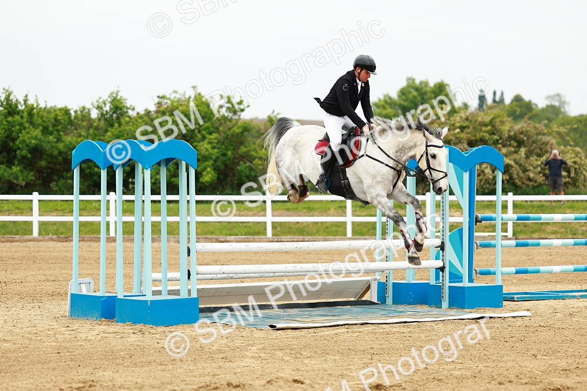 SBM_000969 - Class 4 - Senior Newcomers - 1.10m