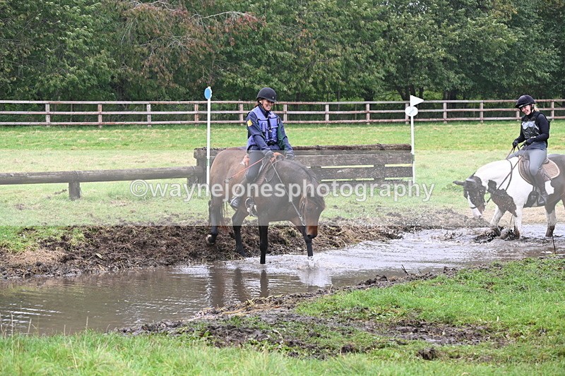 WJ6_9105 - Time at Photographer 14:46 to 14:57