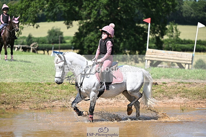 240729B-145941-02936 - Abbie's Group XC