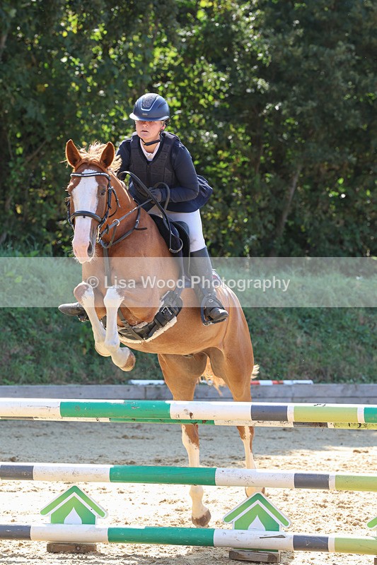 3E7A1091 - Class 4: Senior British Novice/90cm open