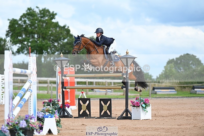 230721A-154239-07383 - Cls 10, 2 Star Big 1.45m Start to break