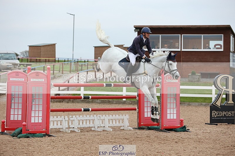 241101A-160010-03182 - FRI Cls 8 National 1.30m