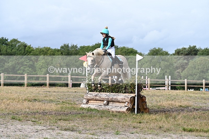 WJ6_0198 - XC Time 10:53 to 11:00